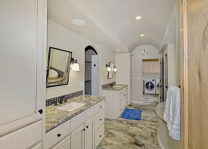 Sorelle Vineyard 5br By Casago Cornville