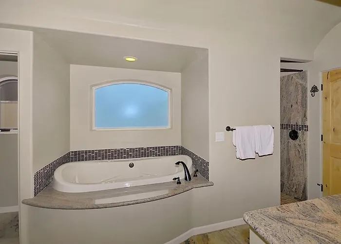 Sorelle Vineyard 5br By Casago Holiday home